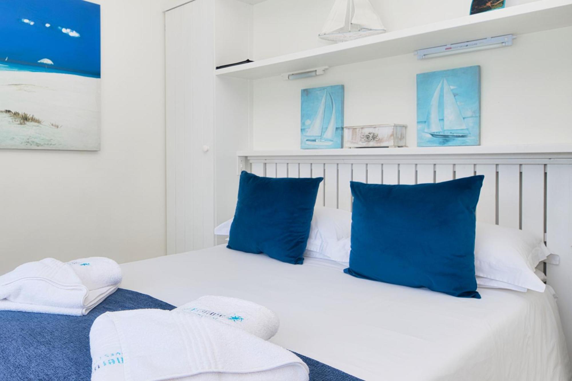 Mermaid Guest House Struisbaai Room photo