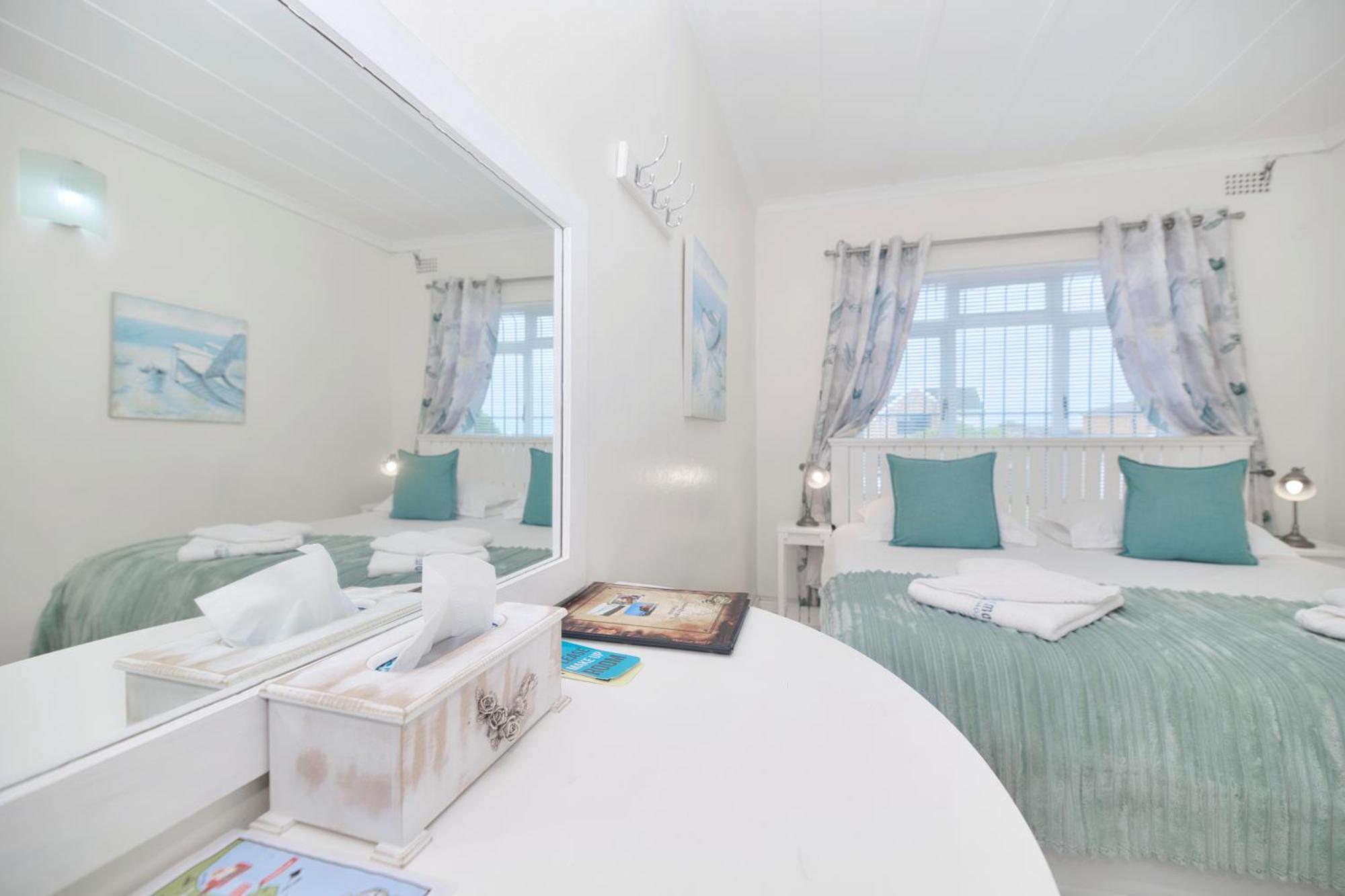Mermaid Guest House Struisbaai Exterior photo